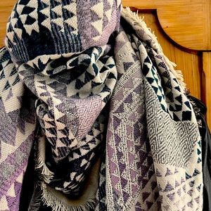 Scarf-Roots wool blanket scarf